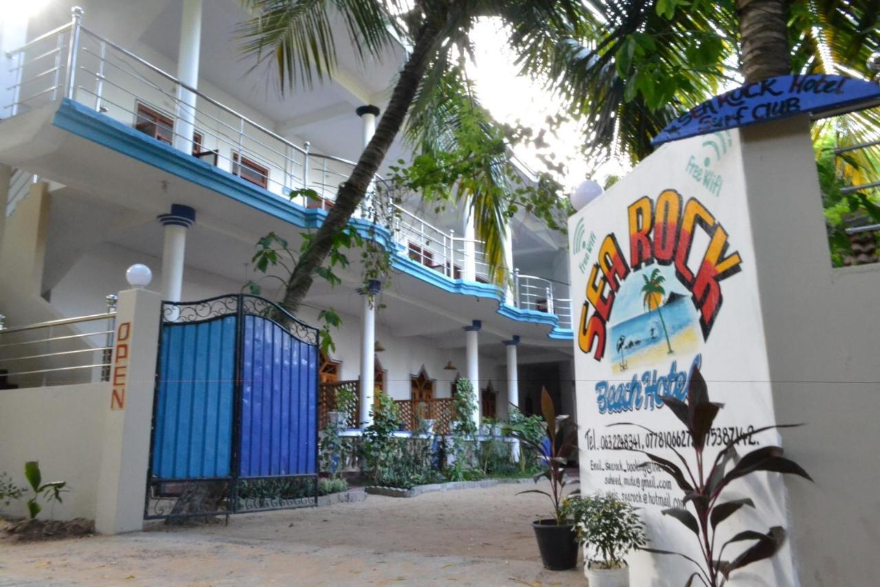 Sea Rock Beach Hotel Arugam Bay Exterior photo